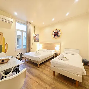 Viva Riviera - 19 Rue Des Freres Pradignac Cannes